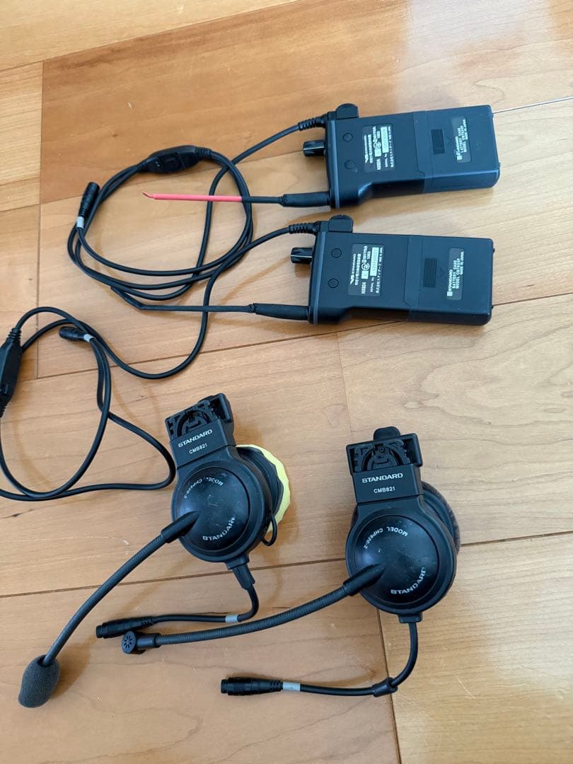 トランシーバー STANDARD HX824