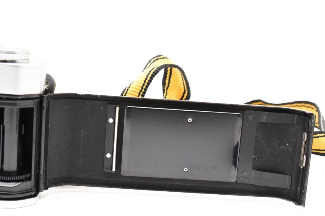 超美品　NIKON EL2 シルバー　フィルムカメラ　モルト新品交換済 B554