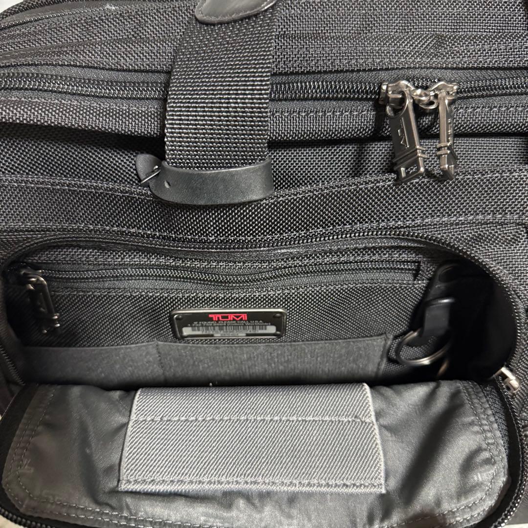 ⭐️極美品⭐️　トゥミ　26104D4 キャリーバッグ　3気室　ナイロン　黒