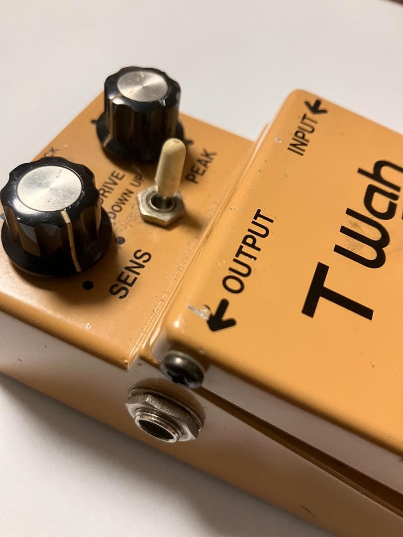 BOSS T Wah TW-1 ギターエフェクター　 タッチワウ　オートワウ