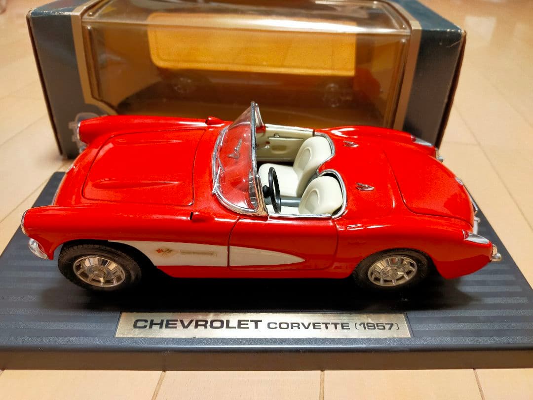 【激レア】CHEVROLET CORVETTE1957☆1:18