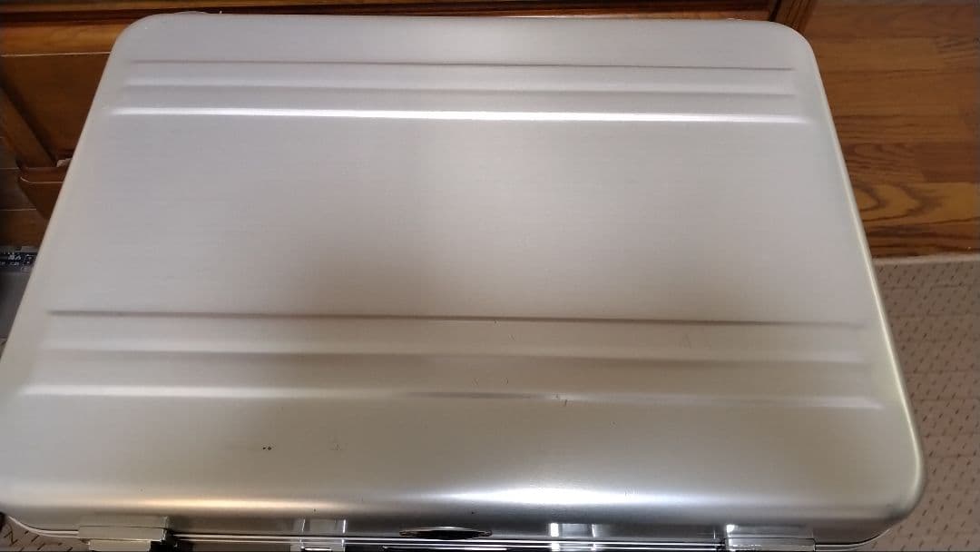 k*t様 ZEROHALLI ゼロハリバートン アタッシュケース付属品有り