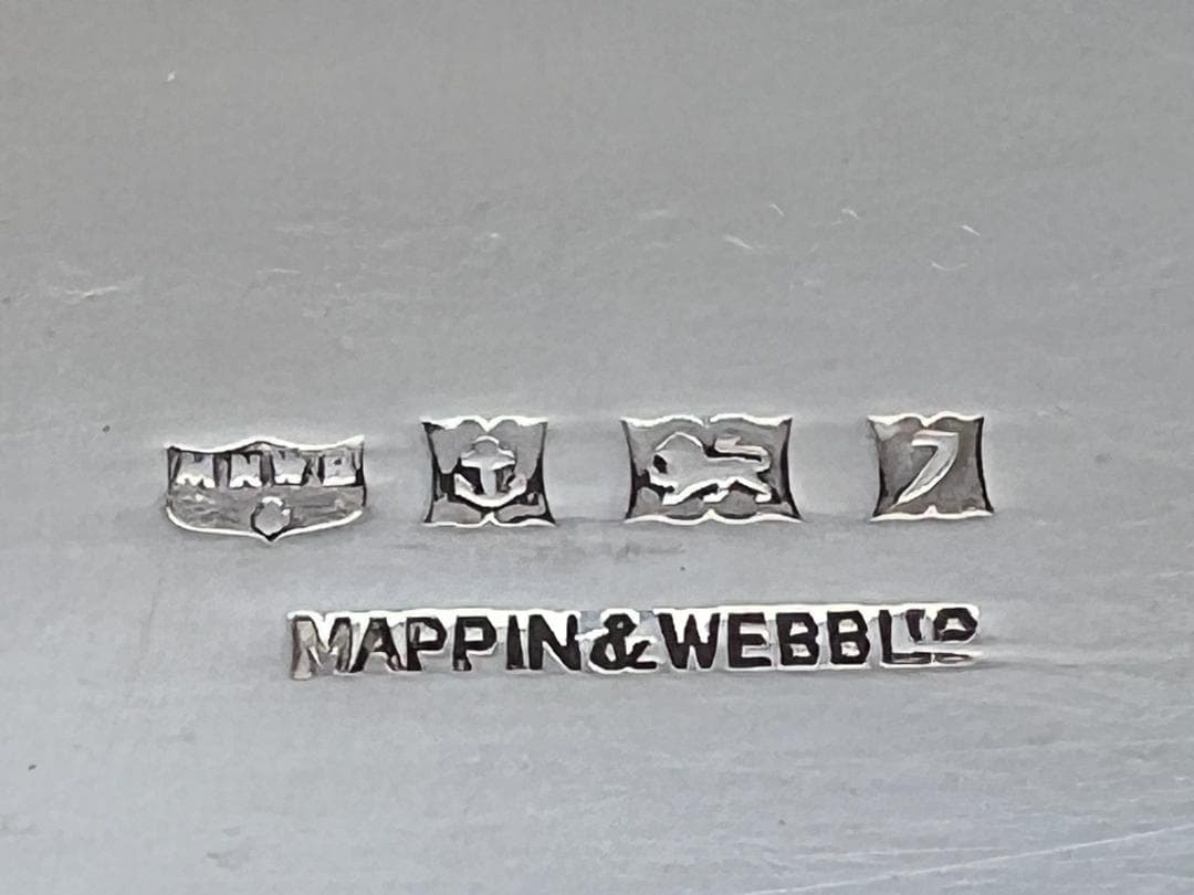 20 世紀中期　純銀製　四角形　エンジンターン加工　内部鏡　パウダー コンパート