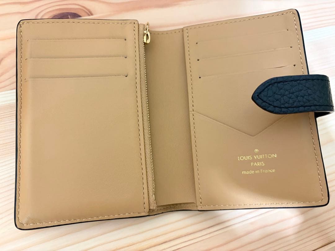 Louis Vuitton 二つ折り財布 ブラック