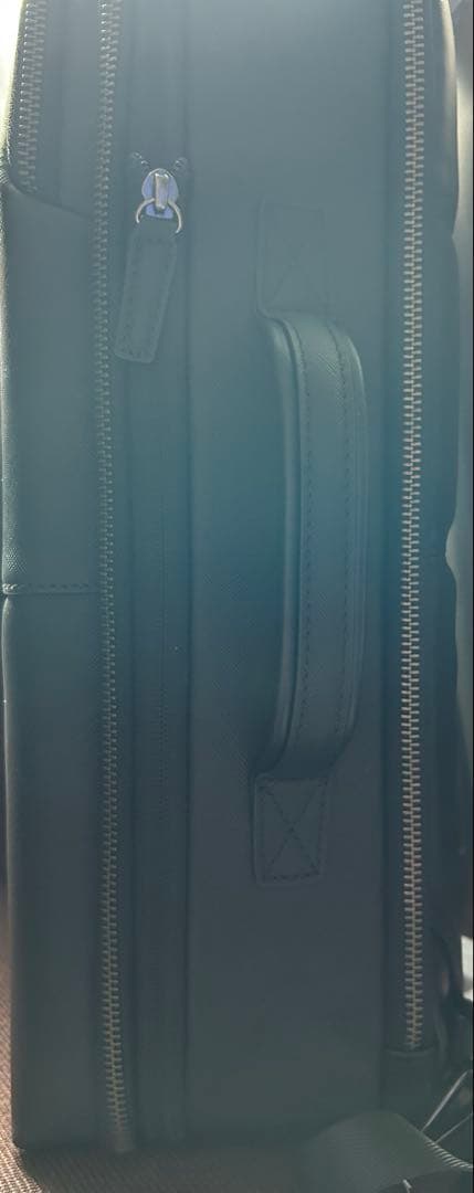 【未使用】Evoon 本革 ビジネスリュック ブラック 2WAY 拡張 多収納