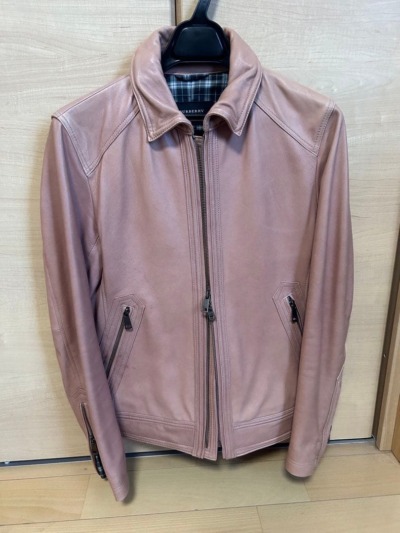 バーバリーブラックレーベル　ピンクレザーシングルライダースジャケット　m