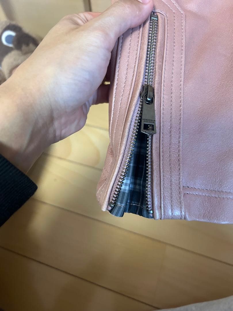 バーバリーブラックレーベル　ピンクレザーシングルライダースジャケット　m