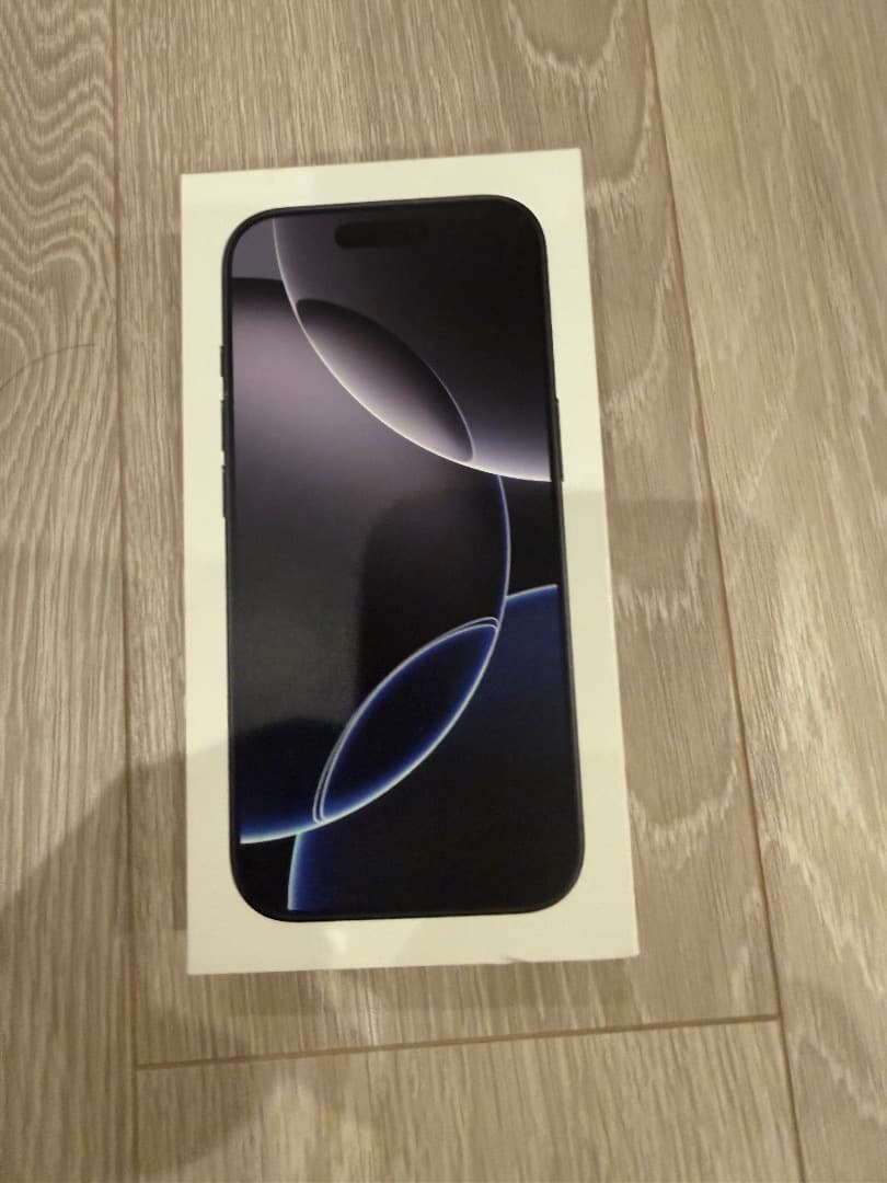【iPhone 16 Pro 512GB ブラックチタニウム】※新品保護フィルム
