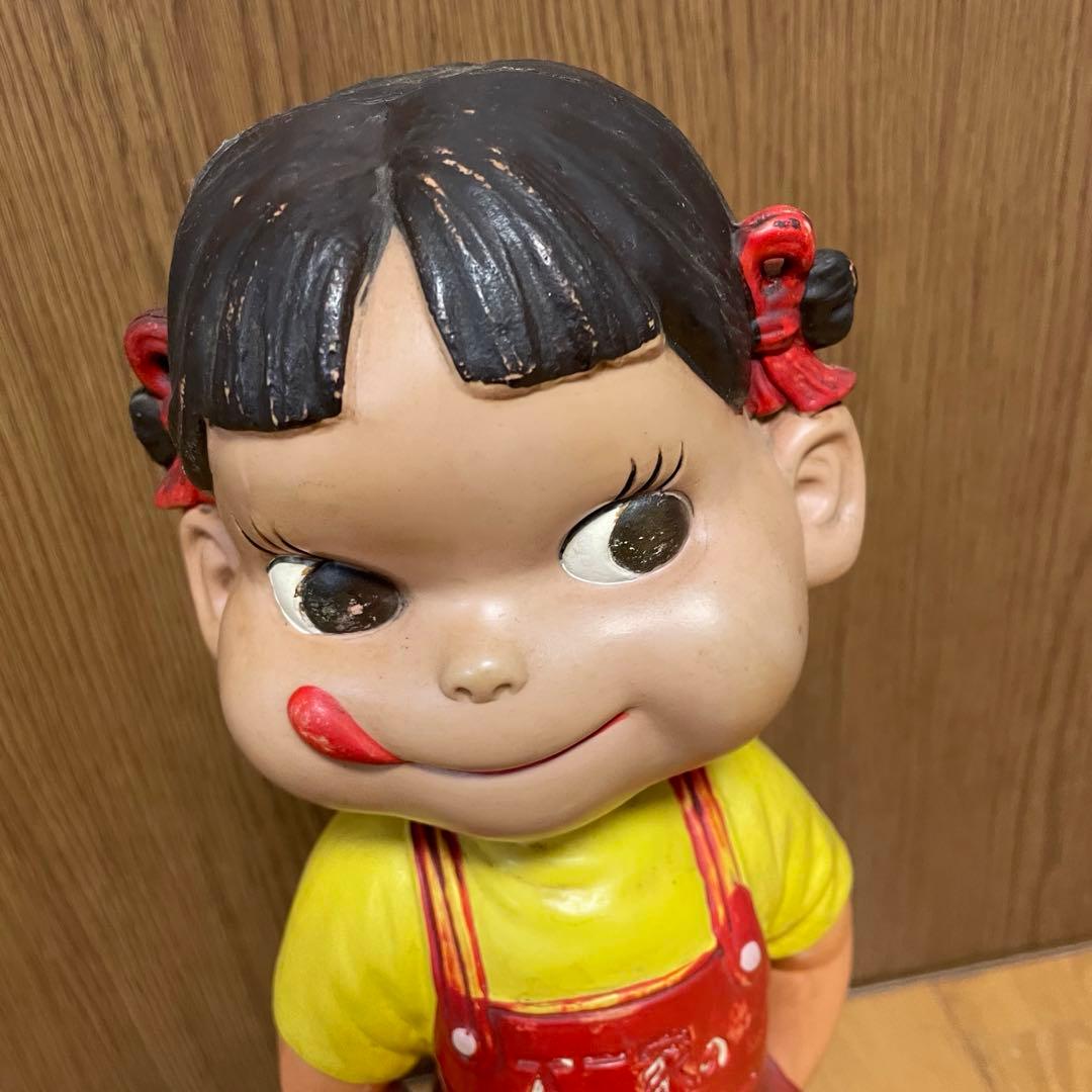 不二家　ペコちゃん首ふり人形　木製台