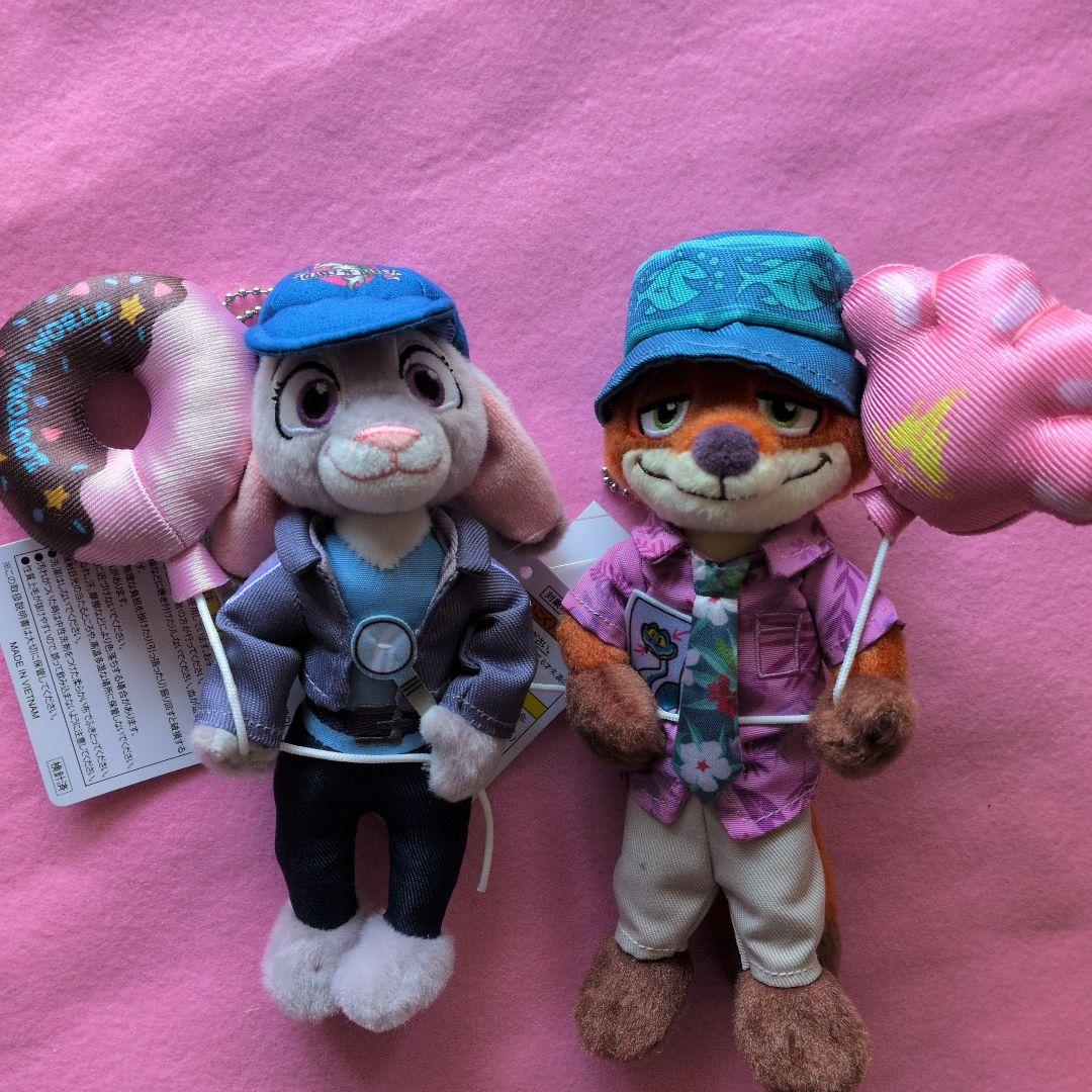 新品タグ付き　ニック・ジュディ　ぬいぐるみバッジ　２点　ズートピア　ディズニー