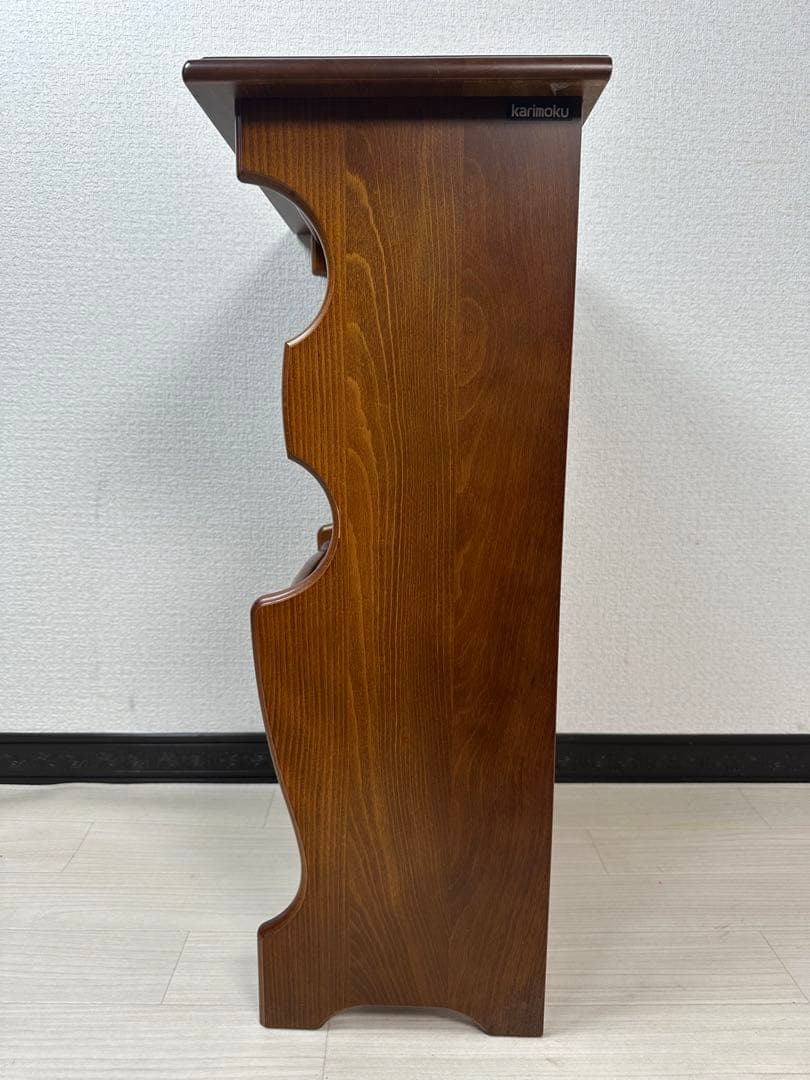 カリモク コロニアル マガジンラック サイドテーブル 飾り棚 花台 ※i4-2※