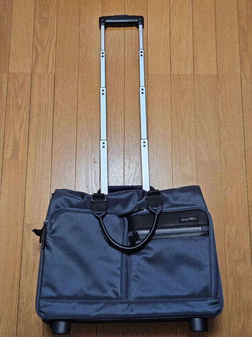 ZERO 機内持ち込みサイズキャリーケース / ビジネスバッグ