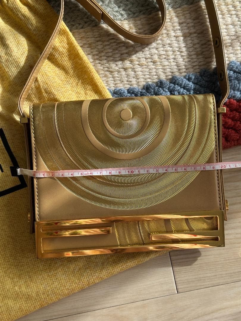 Fendi ゴールド パーティーバッグ