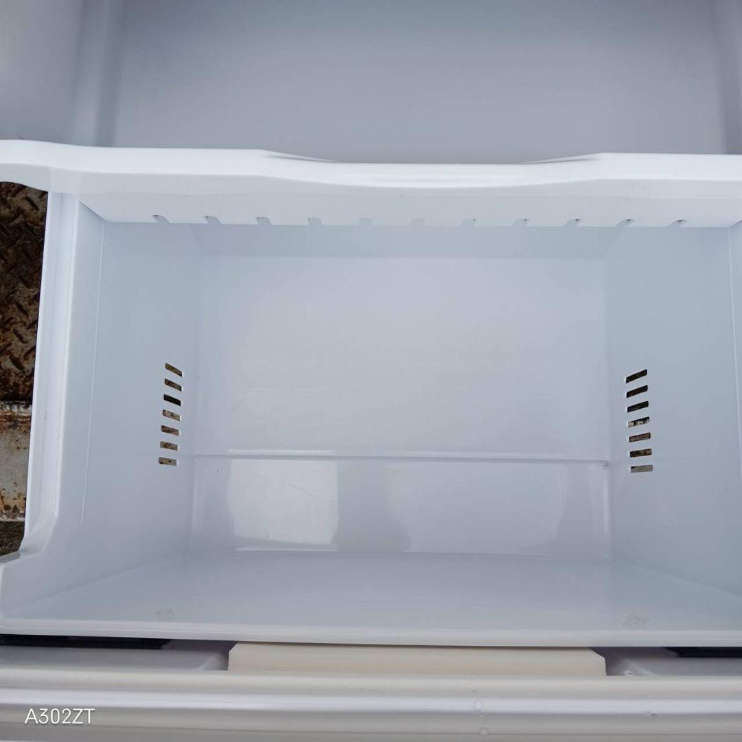 1022 送料設置無料　日立　最新モデル　大型冷蔵庫　265L