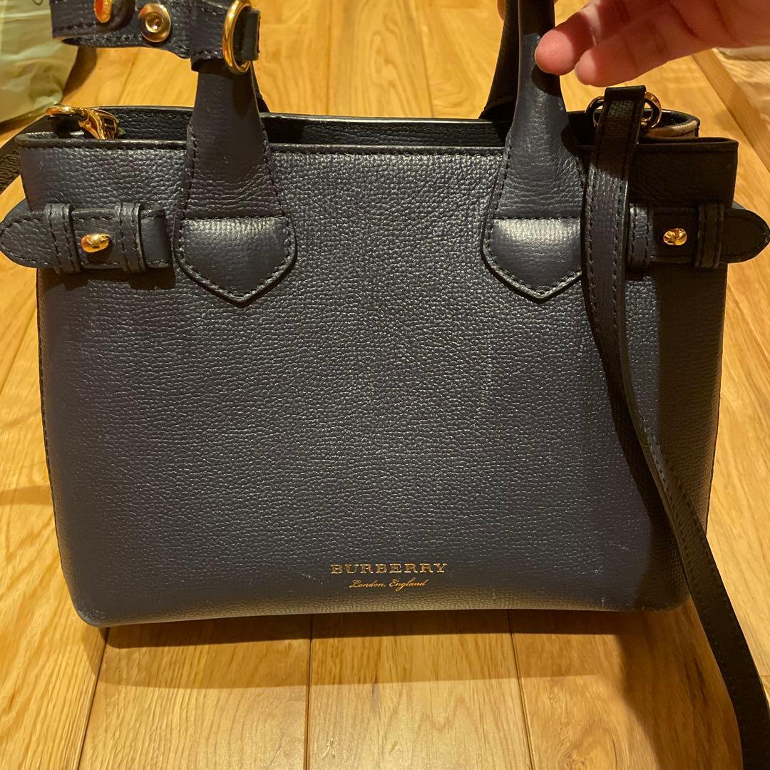 BURBERRY バナーバッグ　ネイビー