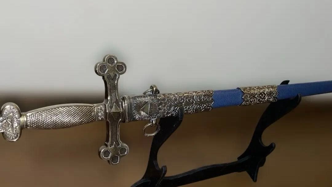 【儀礼用ロングソード】青のメイソン装飾剣／フリーメイソン象徴入り／撮影・装飾用