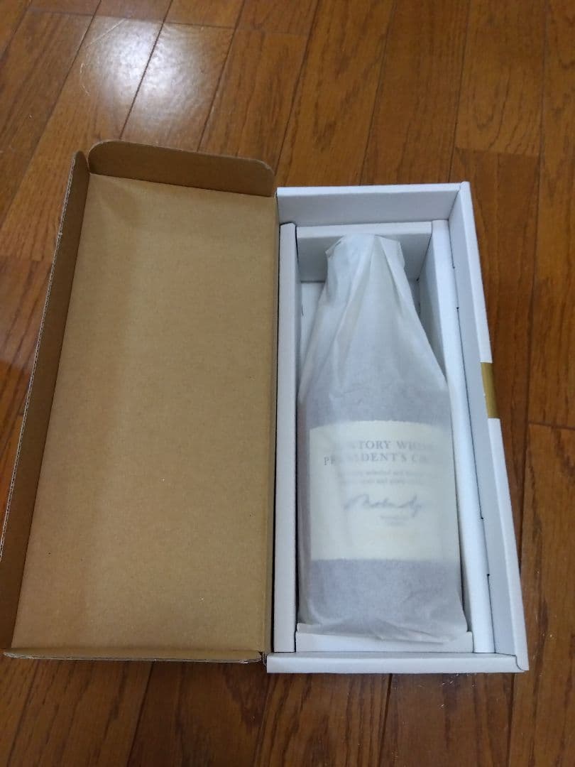 q*q様 SUNTORY　WHISKY　PRESIDENT'S CHOICE(非