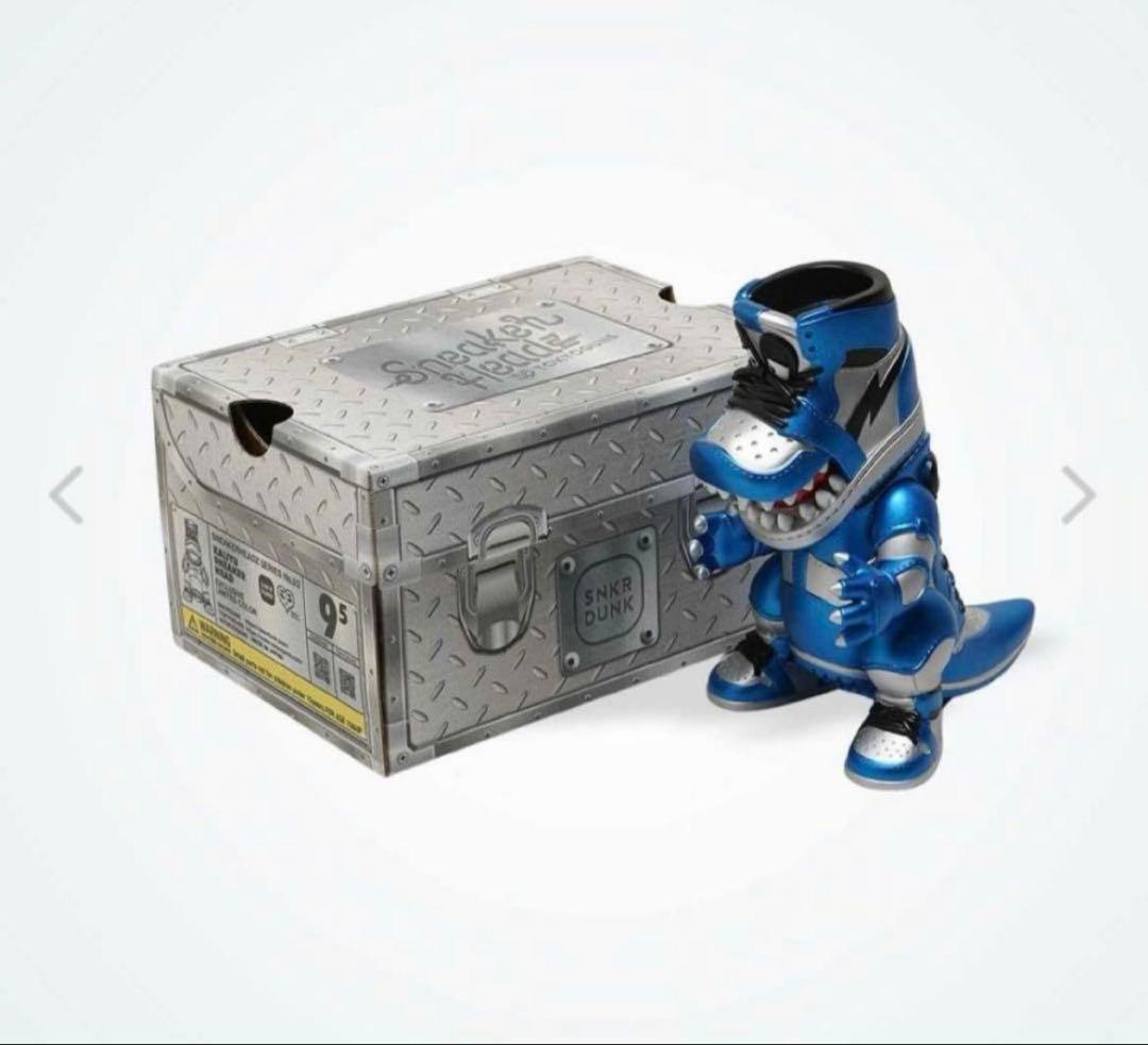 怪獣スニーカー TOKYOGUNS Soft Vinyl Toy Blue