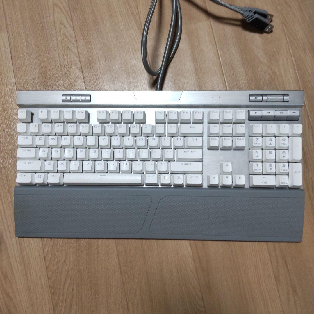 CORSAIR K70 RBG MK.2 SE ゲーミングキーボード