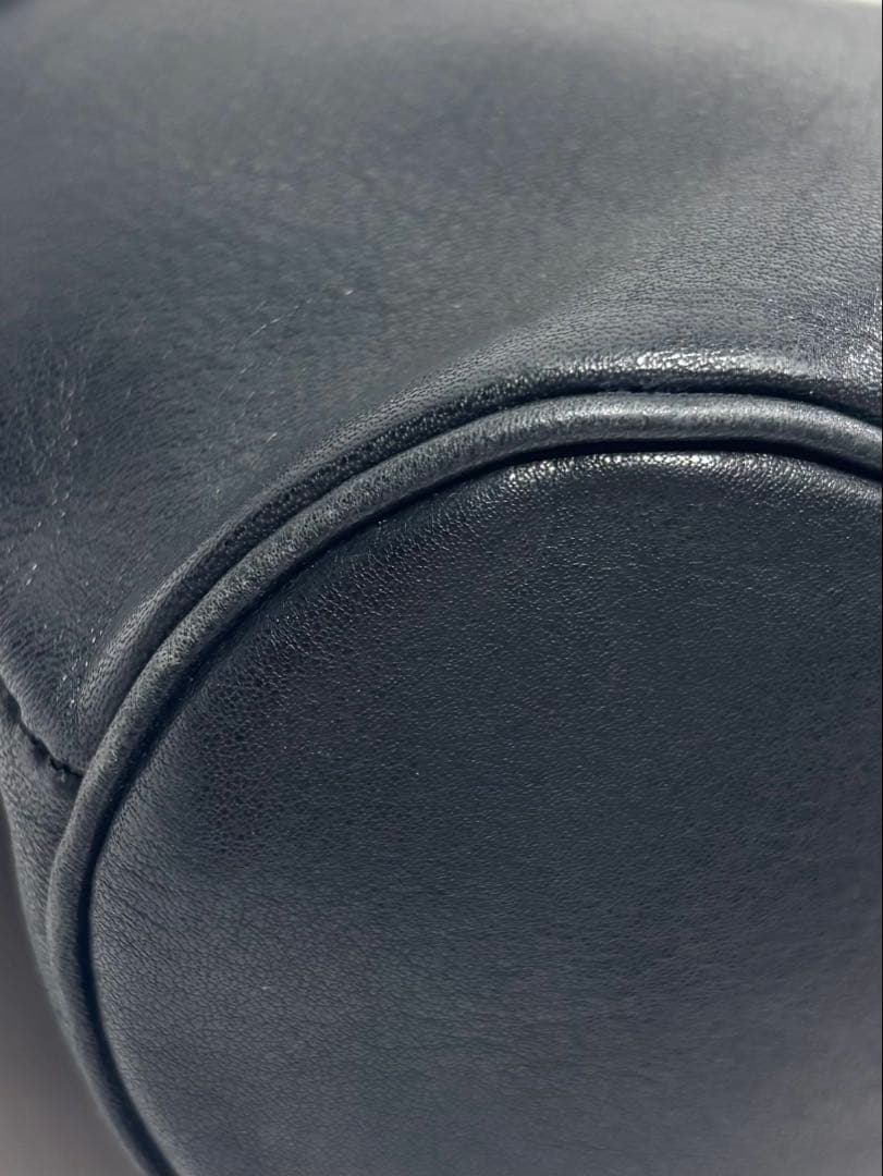 IM product（アイムプロダクト）イッセイミヤケ　レザー　ショルダーバッグ