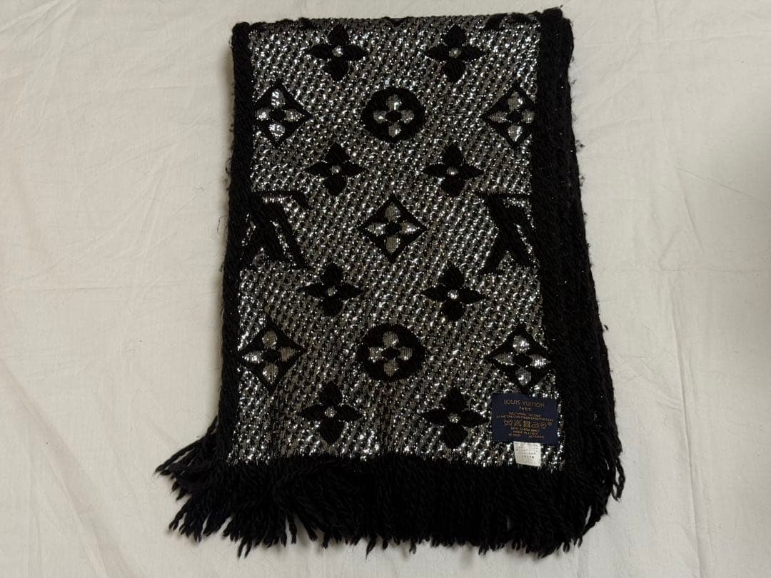 がっつけ。【おまけ付き】ルイヴィトン マフラー