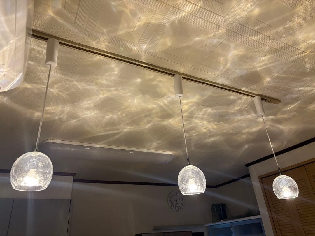 3灯 シンプル　ペンダントライト