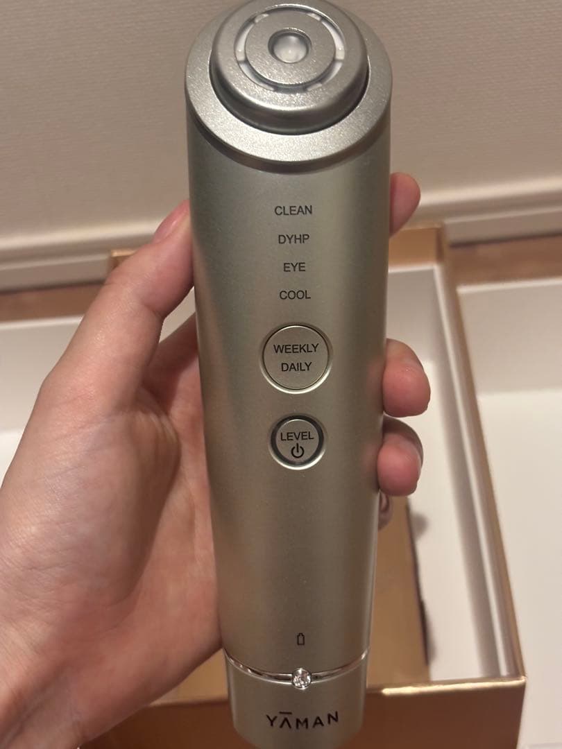 【美顔器　YAMAN】 フォトプラスシャイニーネオ