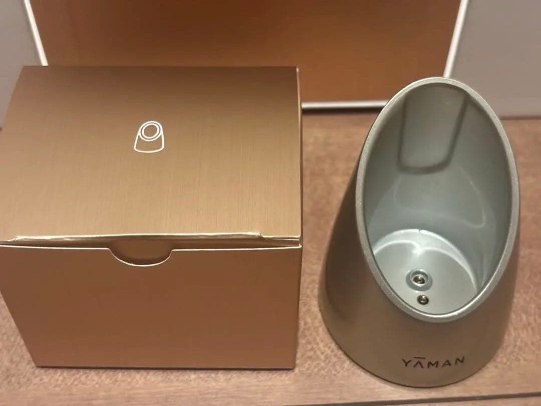 【美顔器　YAMAN】 フォトプラスシャイニーネオ