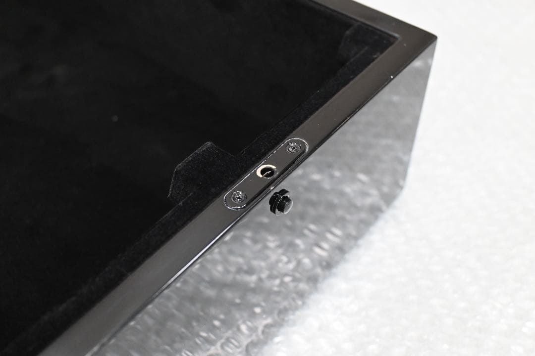 【極美品】 アルマンドアタッシュケース黒木製6本入り