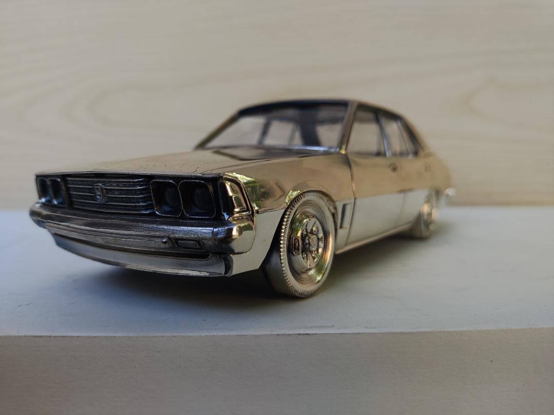 旧車　初代ギャランシグマ　シガレットケース　金属製