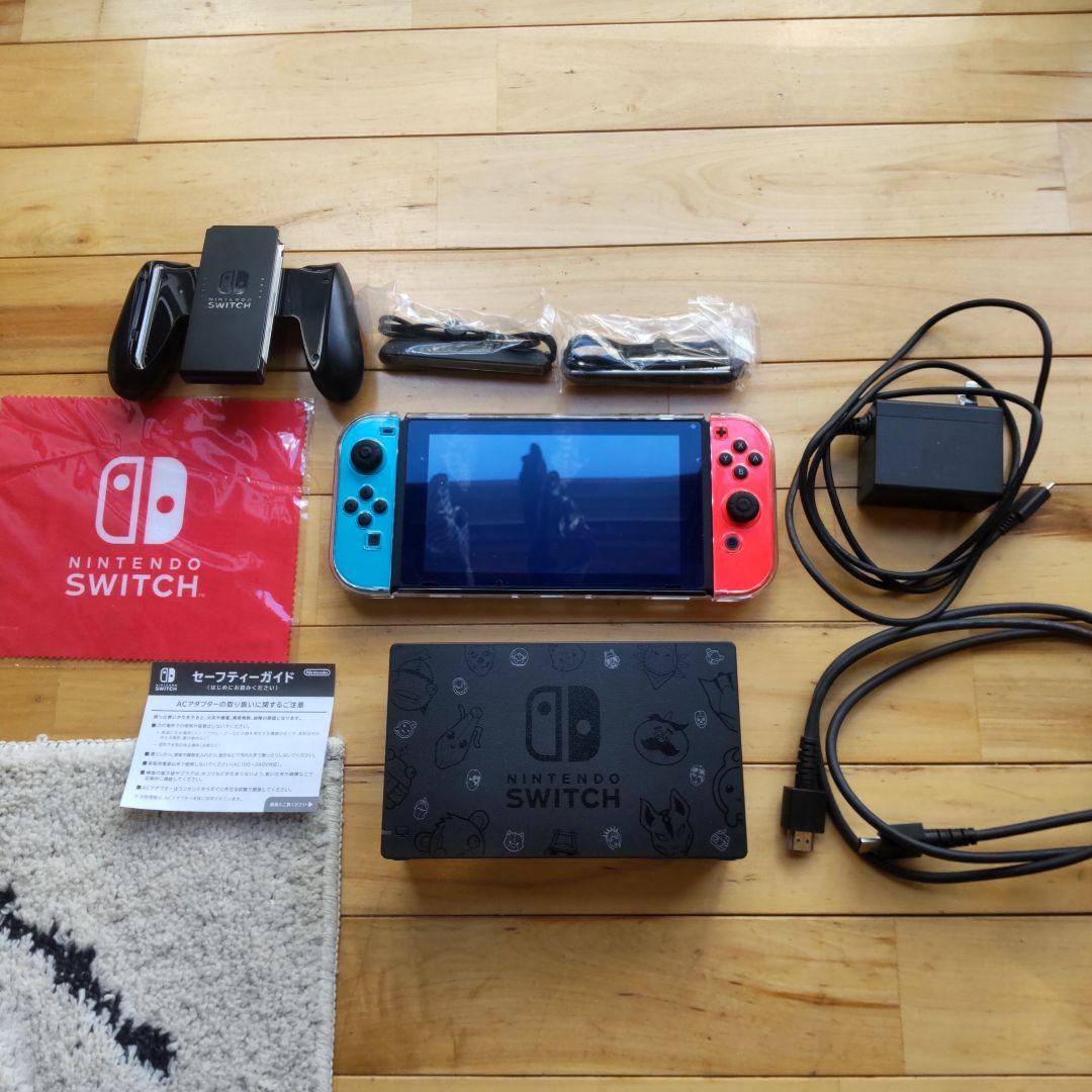 NintendoSwitch　ニンテンドースイッチ　本体　収納ケース付き