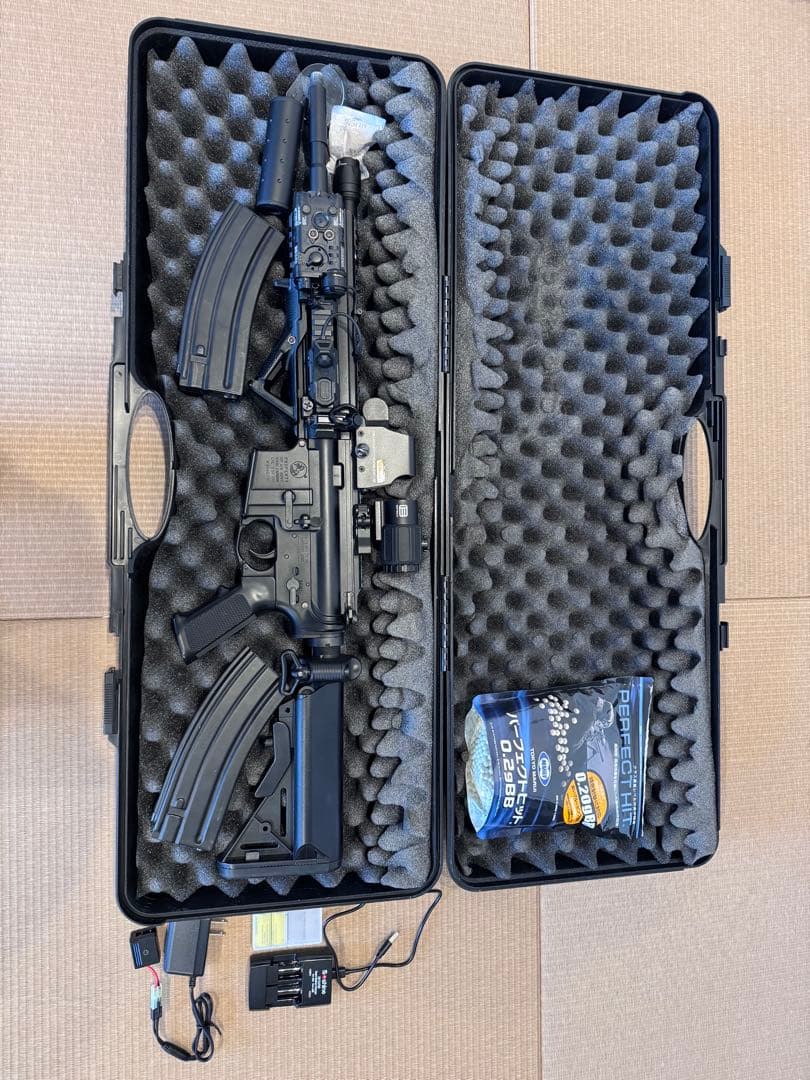 次世代電動ガン SOPMOD M4 ケース付き 完品