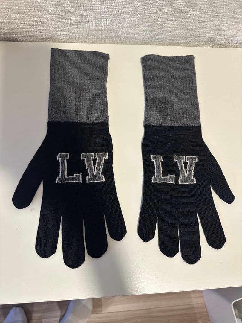 LVロゴ刺繍 ニット手袋 フリーサイズ