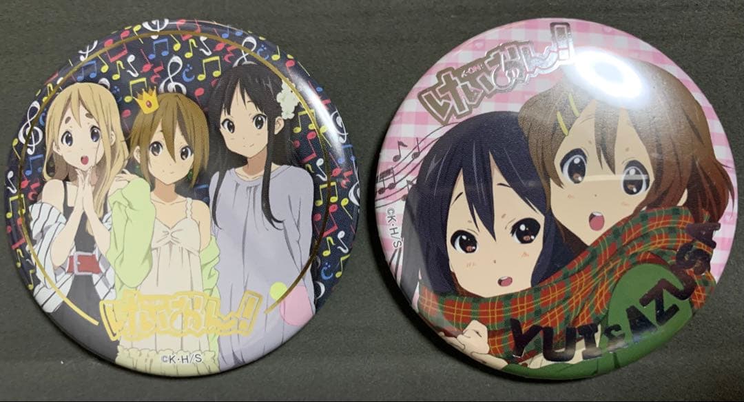 けいおん! 箔押し缶バッジ プライズ　中古　2個セット