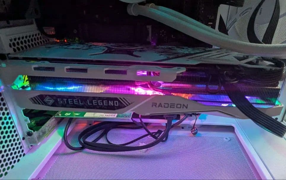 グラフィックボード・グラボ・ビデオカード ASRock Radeon RX 7800 XT 16GB