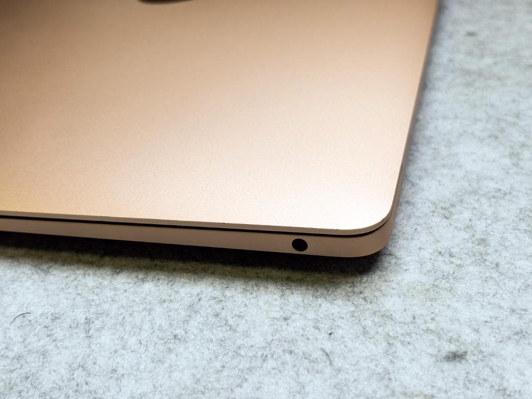 Apple M1 Macbook Air 16GB 1TB 98%　ゴールド中古