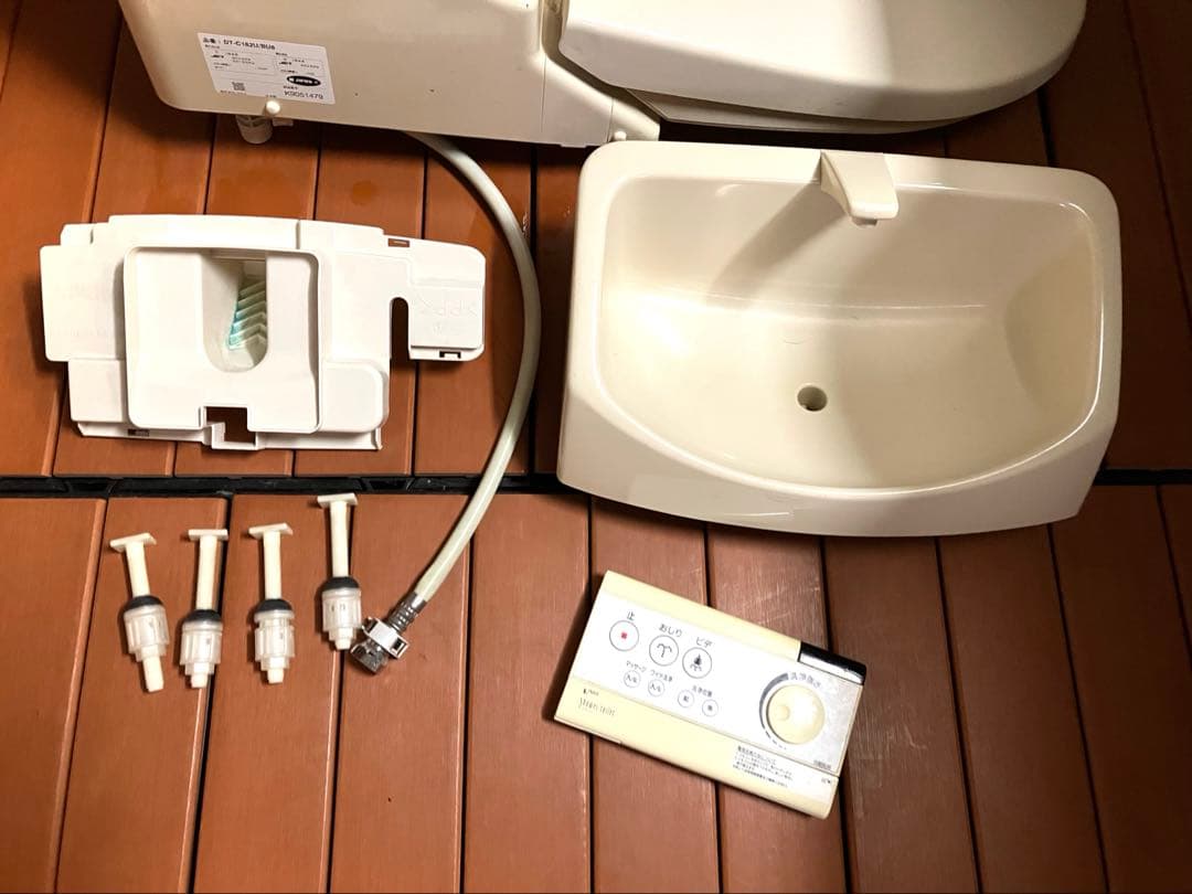 シャワートイレ（INAX）DT-C182U/BU8