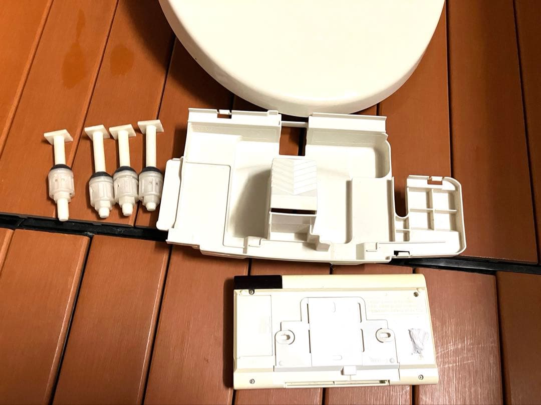 シャワートイレ（INAX）DT-C182U/BU8