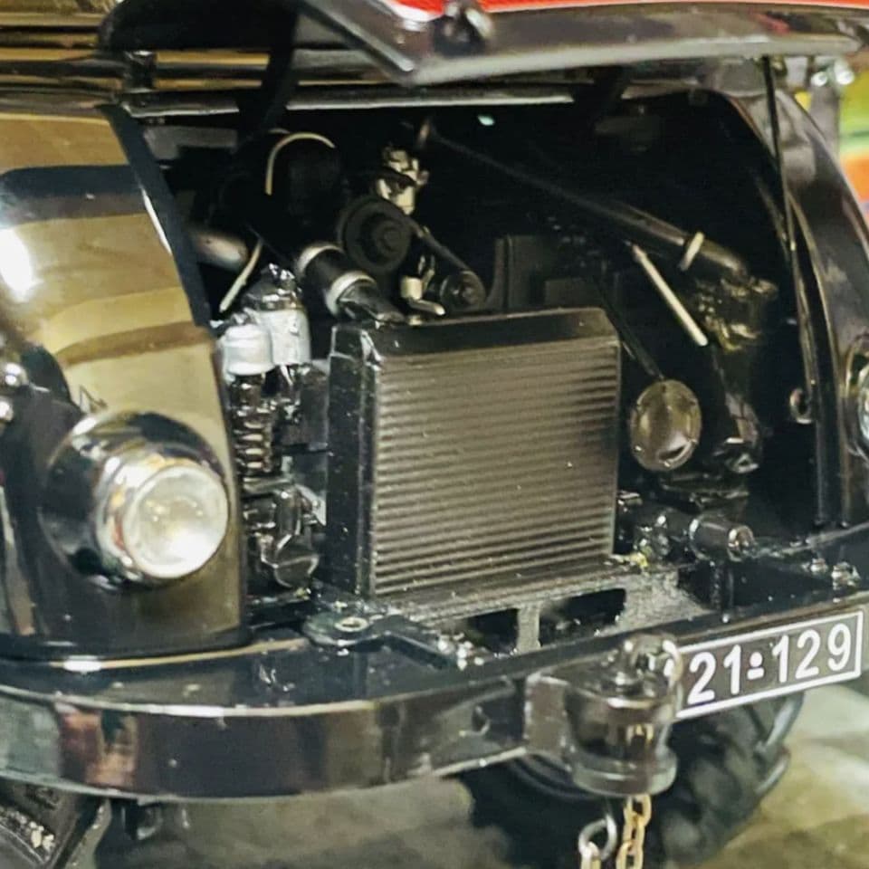 【 希少！ 】メルセデス ベンツ ウニモグ 401 1/18