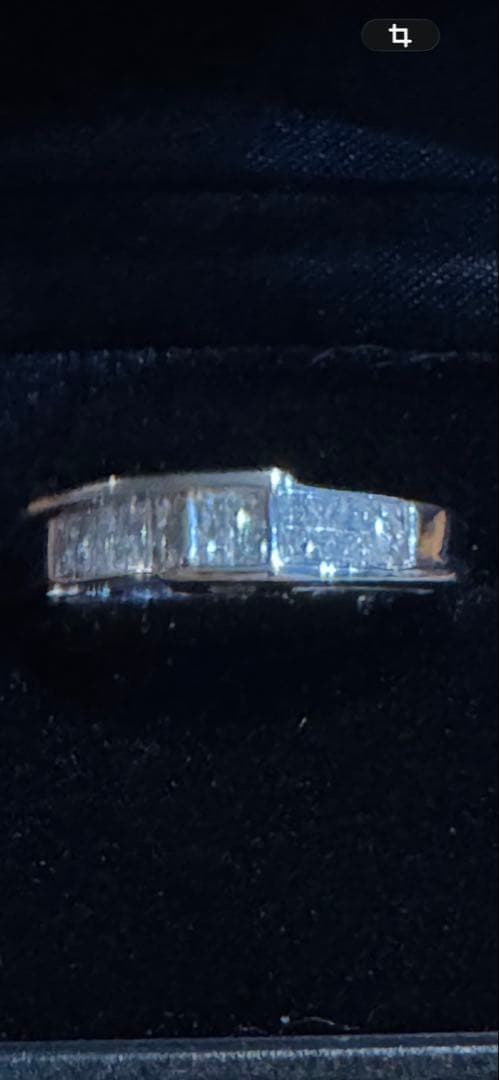 プリンセスカットダイアモンドリング