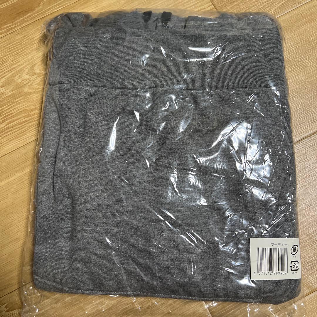 TravisJapan THE SHOW フーディー 未開封