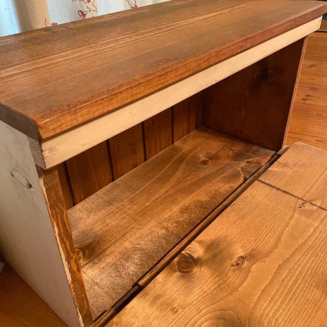 アンティークに仕上げた家具　アメリカンカントリー収納