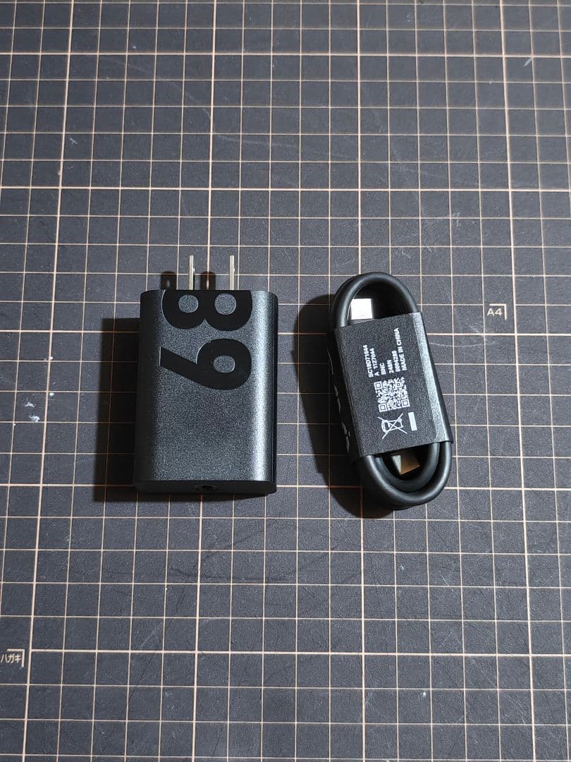 motorola razr 50 ULTRA 512GB メイン画面新品