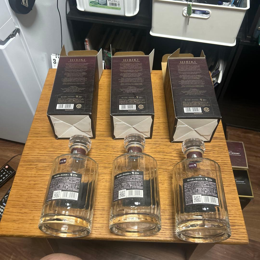 響 21年 ウイスキー 3本セット　空ビンと箱