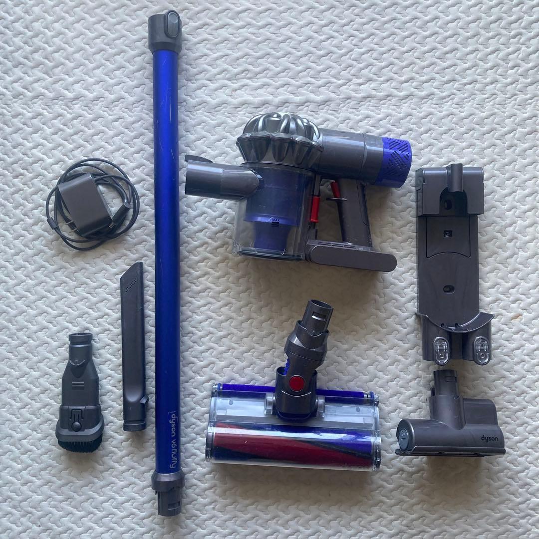 ジャンク品　Dyson V6 fluffy