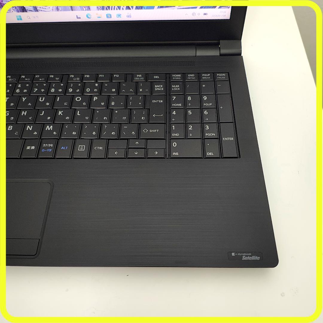 美品　新品SSD256GB⭐️windows11　ノートパソコン　カメラ　778