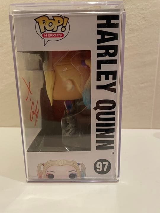 最終価格　FUNKO POP ハーレイクイン マーゴットロビー 直筆サイン レア