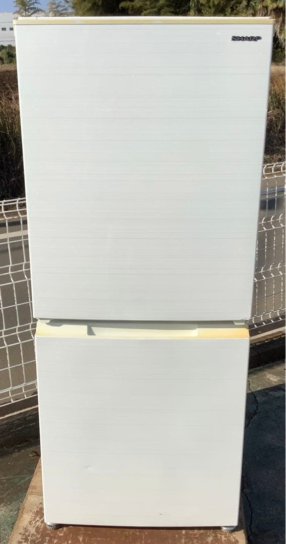 ラジギミレ シャープ 2ドア冷凍冷蔵庫 SJ-D15G-W 2021年製