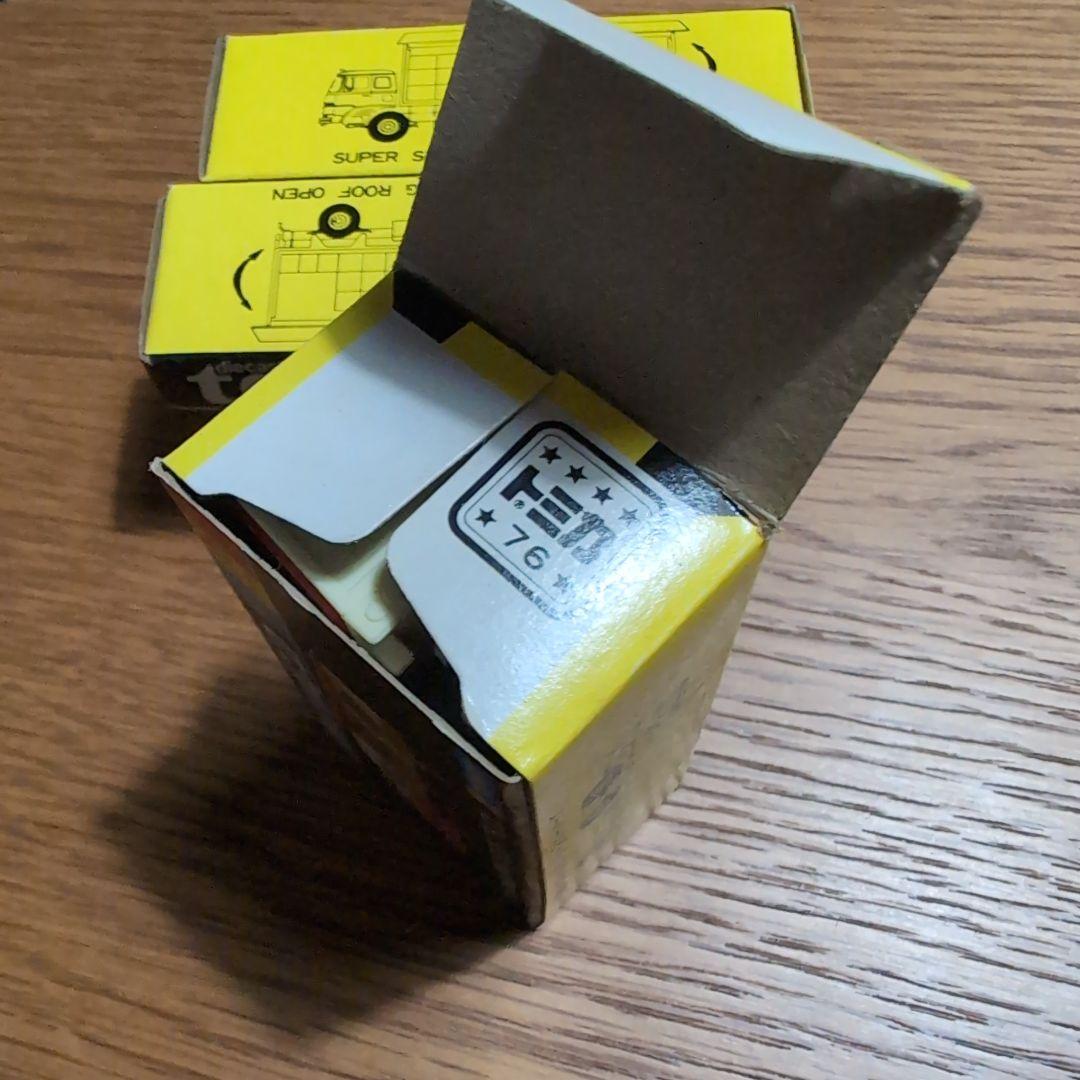 tomica 76 FUSO WING ROOF TRUCK 3個 外箱付き