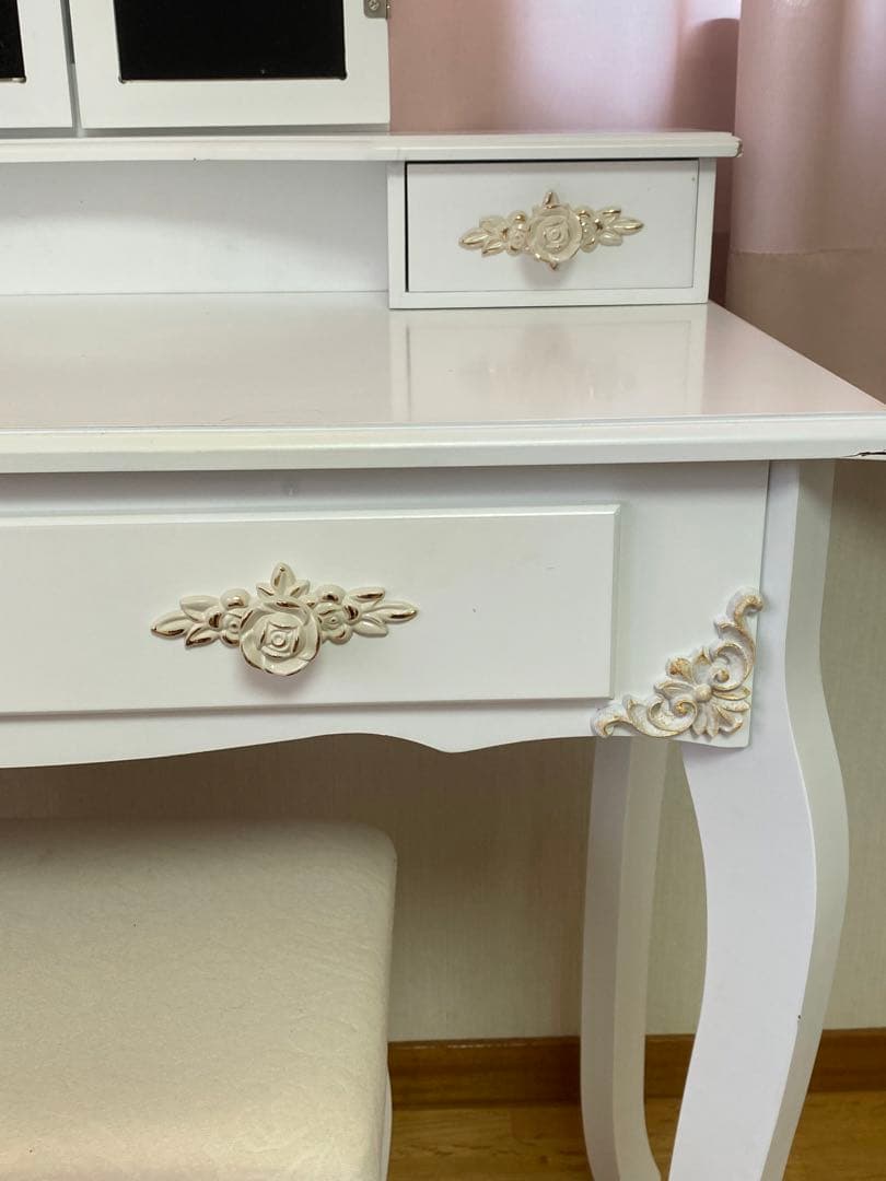 ロココ♦️ホワイトシャビー♦️猫脚ドレッサー＆スツール♦️フレンチ ローズ♦️送料込